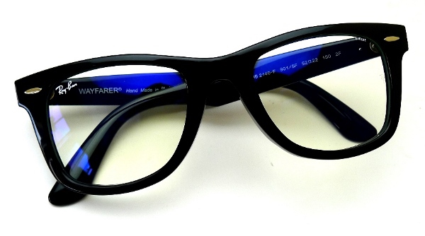 木村拓哉さん着用の調光サングラス】Ray-Ban（レイバン） WAYFARER