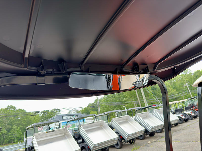 2025 E-Z-GO RXV® Valor 4 - EFI Gas | Connecticut Trailers