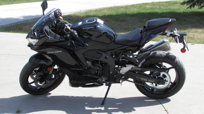 2025 Kawasaki NINJA® ZX™-4R ABS | Young Powersports Ogden