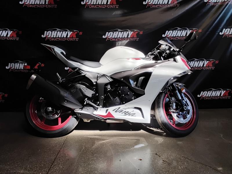 2025 Kawasaki Ninja® ZX™-6R | Johnny K's Powersports