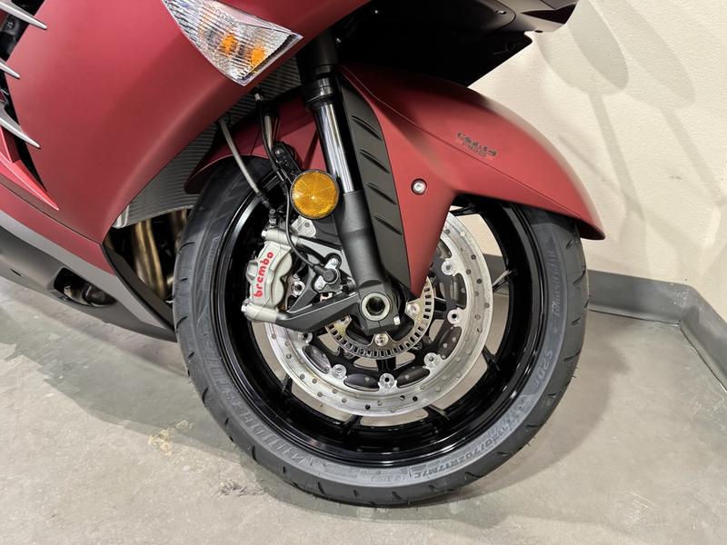 2025 Kawasaki Ninja® ZX™-14R ABS | RideNow Powersports