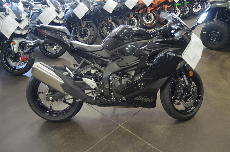 2025 Kawasaki NINJA® ZX™-4R ABS | Westfield Powersports