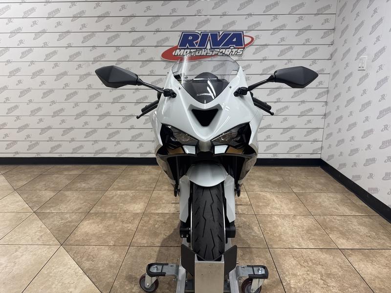 2026 Kawasaki Ninja® ZX™-6R ABS | RIVA Motorsports