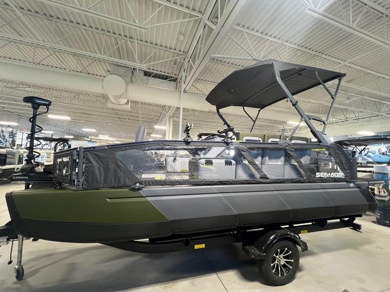 2025 Sea-Doo Switch™ Fish 21 - 230 hp Painted | Action Power Sports