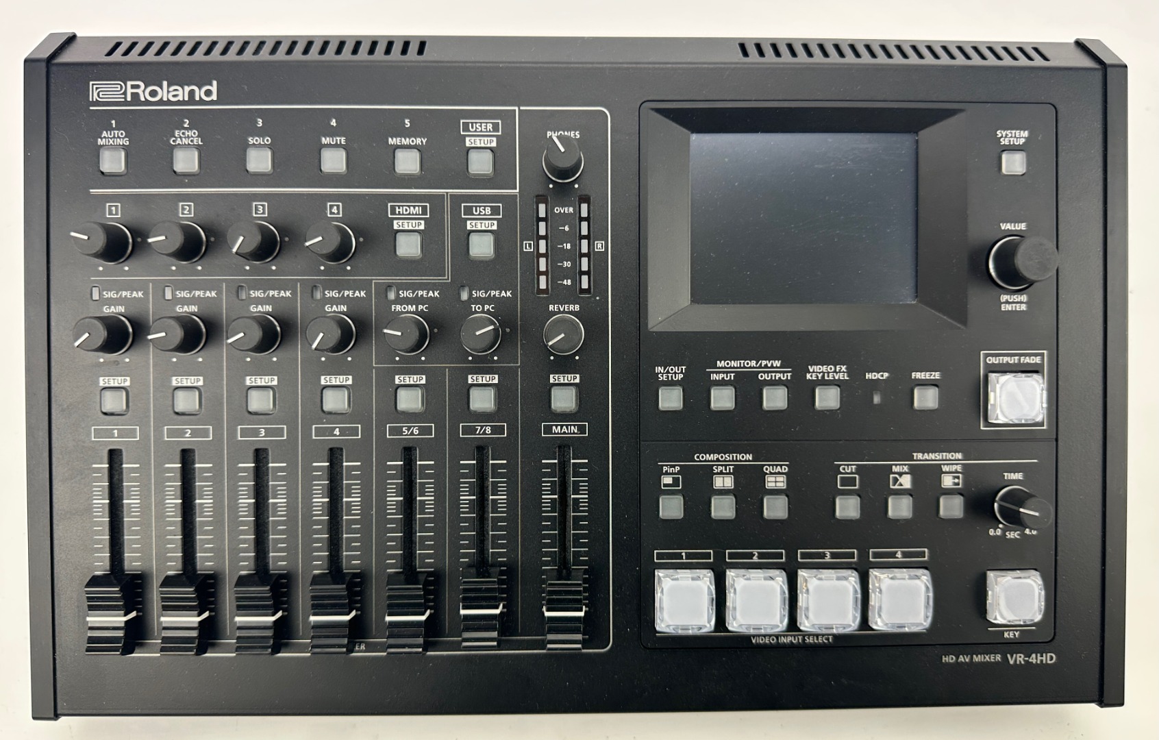 Roland VR-4HD-2 - 1.jpeg