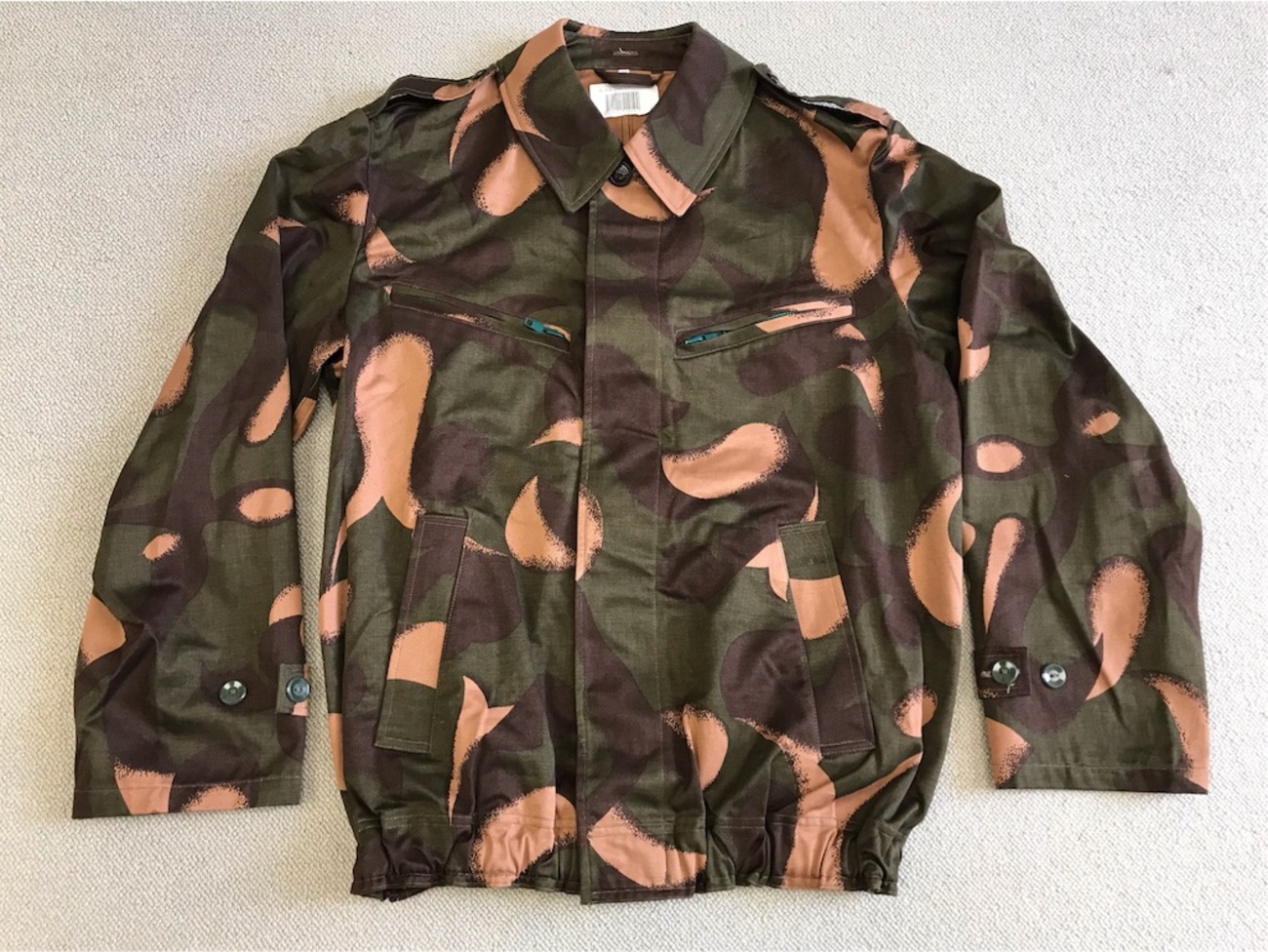 伝統的な迷彩です！【ハンガリーの軍服】陸軍空挺迷彩ジャケット