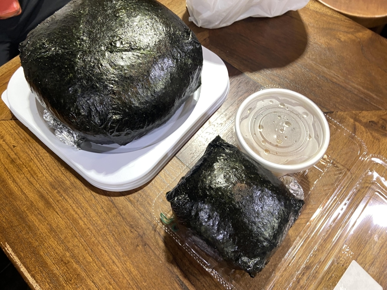 越後湯沢駅にある「爆弾おにぎり家」に車で行ってきた！デカくて美味い