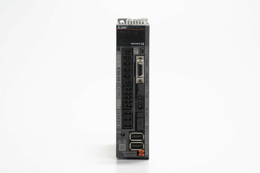 三菱 ACサーボアンプ MR-J4-40B-RJ020 (電源ON累積時間1h) | 保守部品.com