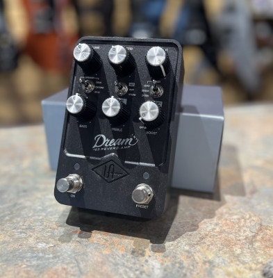 Gear Hunter | Universal Audio - UAFX Dream '65 Reverb Amplifier Pedal