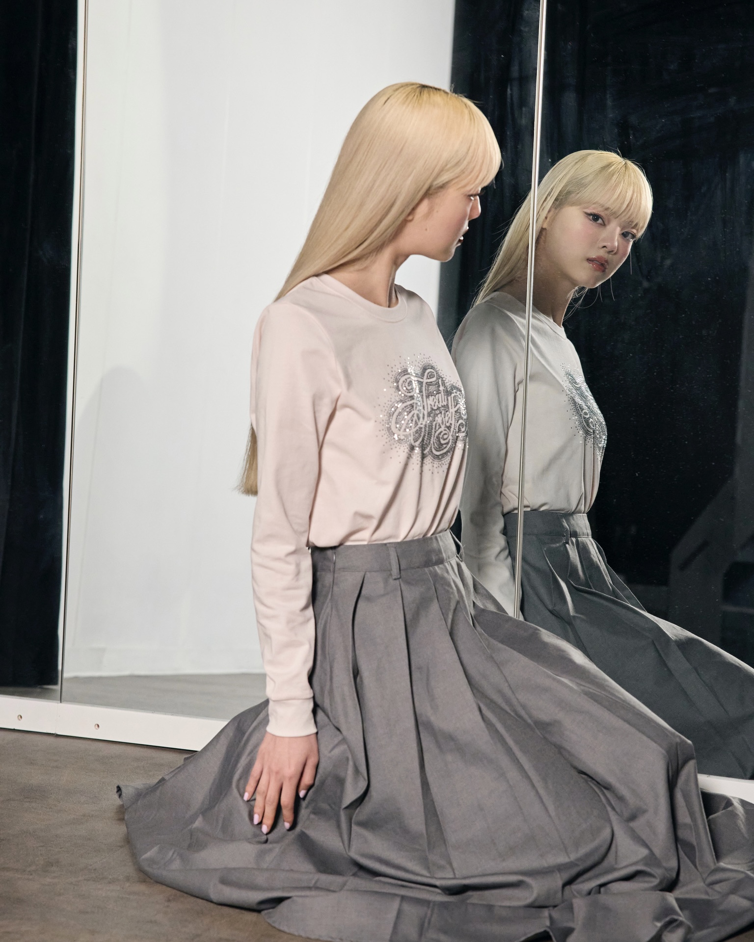 Treat Ürself rhinestone long T-shirts | ファッション通販サイト NUGU