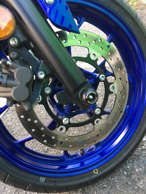 yzf r25 ブレーキディスクローター交換（ヤマハ YZF-R25）by 厨房の