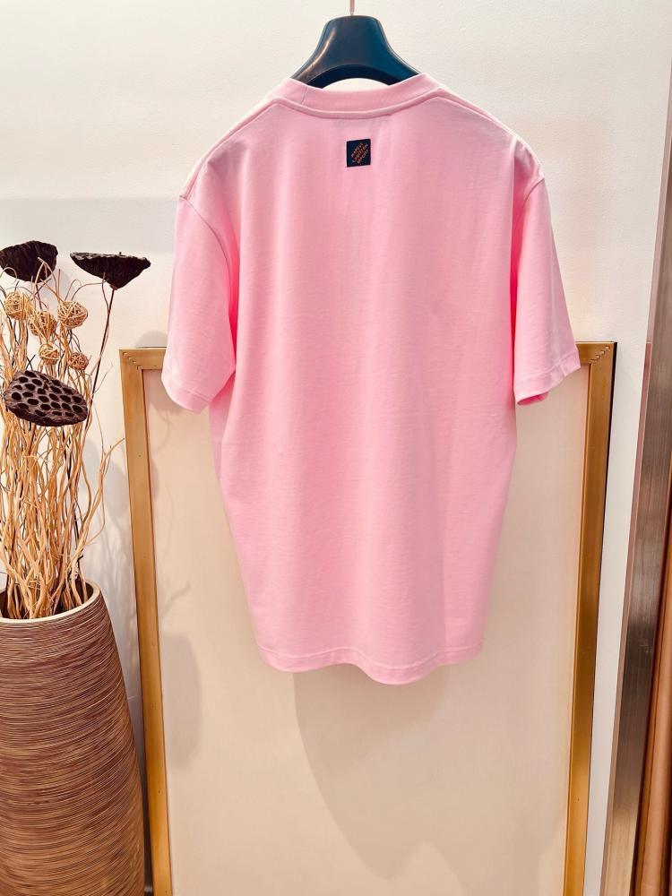 Louis Vuitton Men's Casual T-Shirt, Pink - E-SEVEN STORE