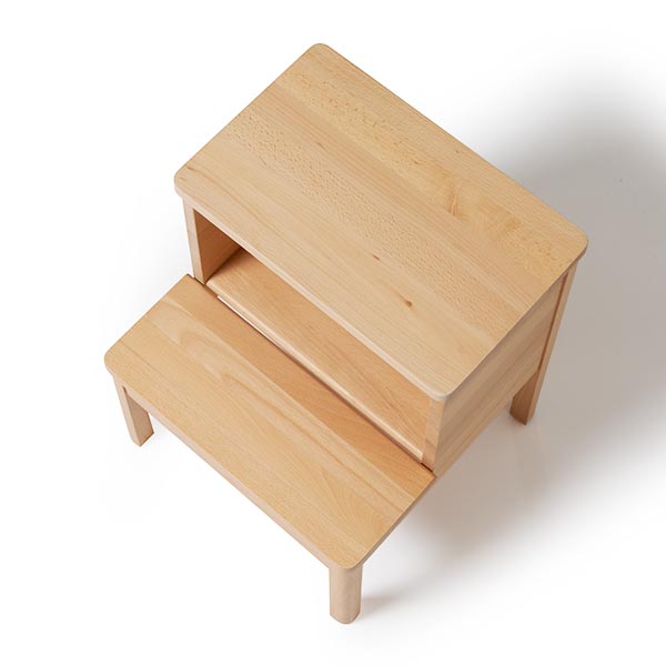 A Line Stepstool | Form＆Refine