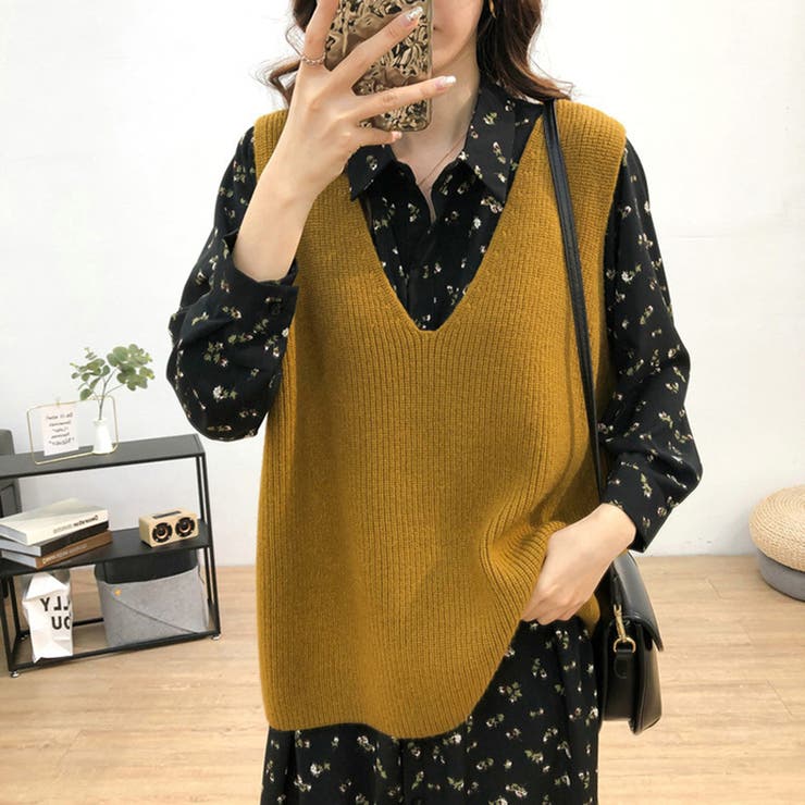 Vネックニットベストトップス レイヤード風 韓国ファッション[品番