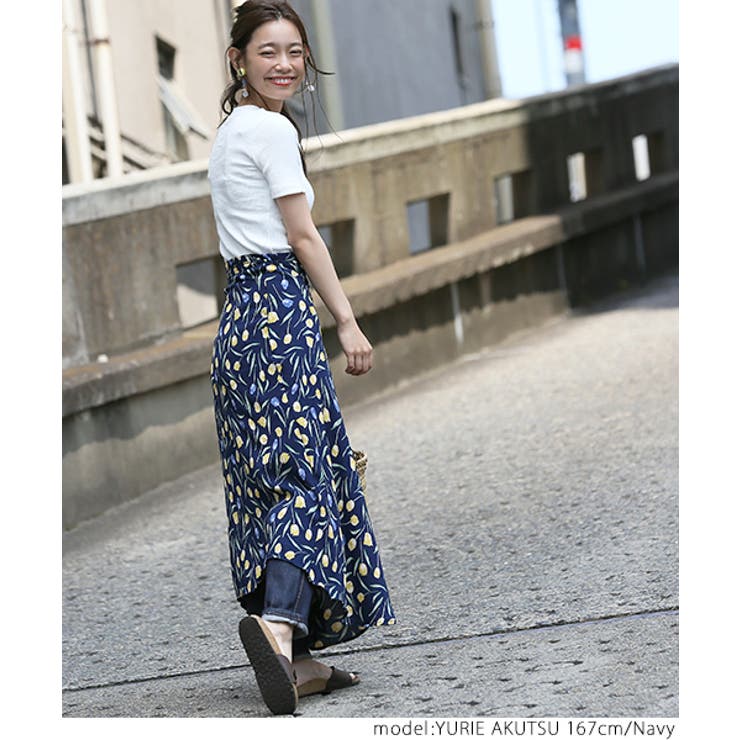上品チューリップ柄ラップスカート 阿久津ゆりえさん着用(巻きスカート