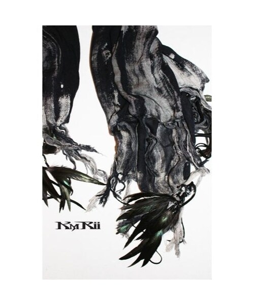 KMRii（ケムリ）の「KMRii ・ケムリ・ MAGNOLIA SPUTNIK STOLE