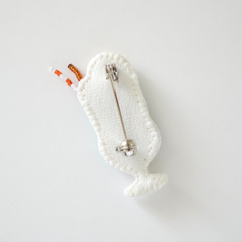 メロンクリームソーダのブローチ ビーズ刺繍 ハーモニハーモニ