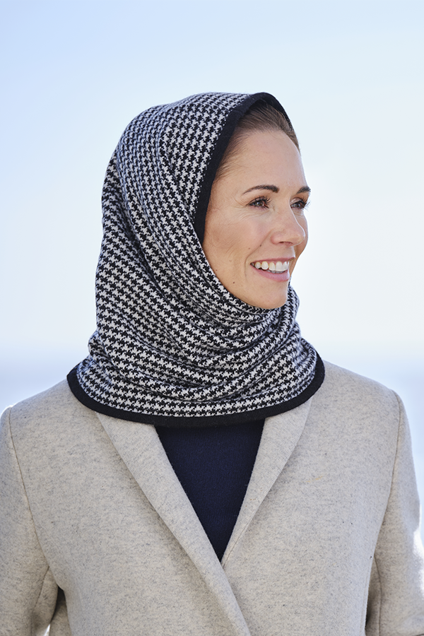 C672_Houndstooth_Overhead_Snoo