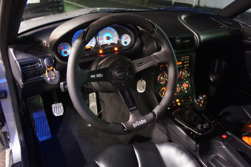 MOMO Gotham Steering Wheel | MrSteeringWheel