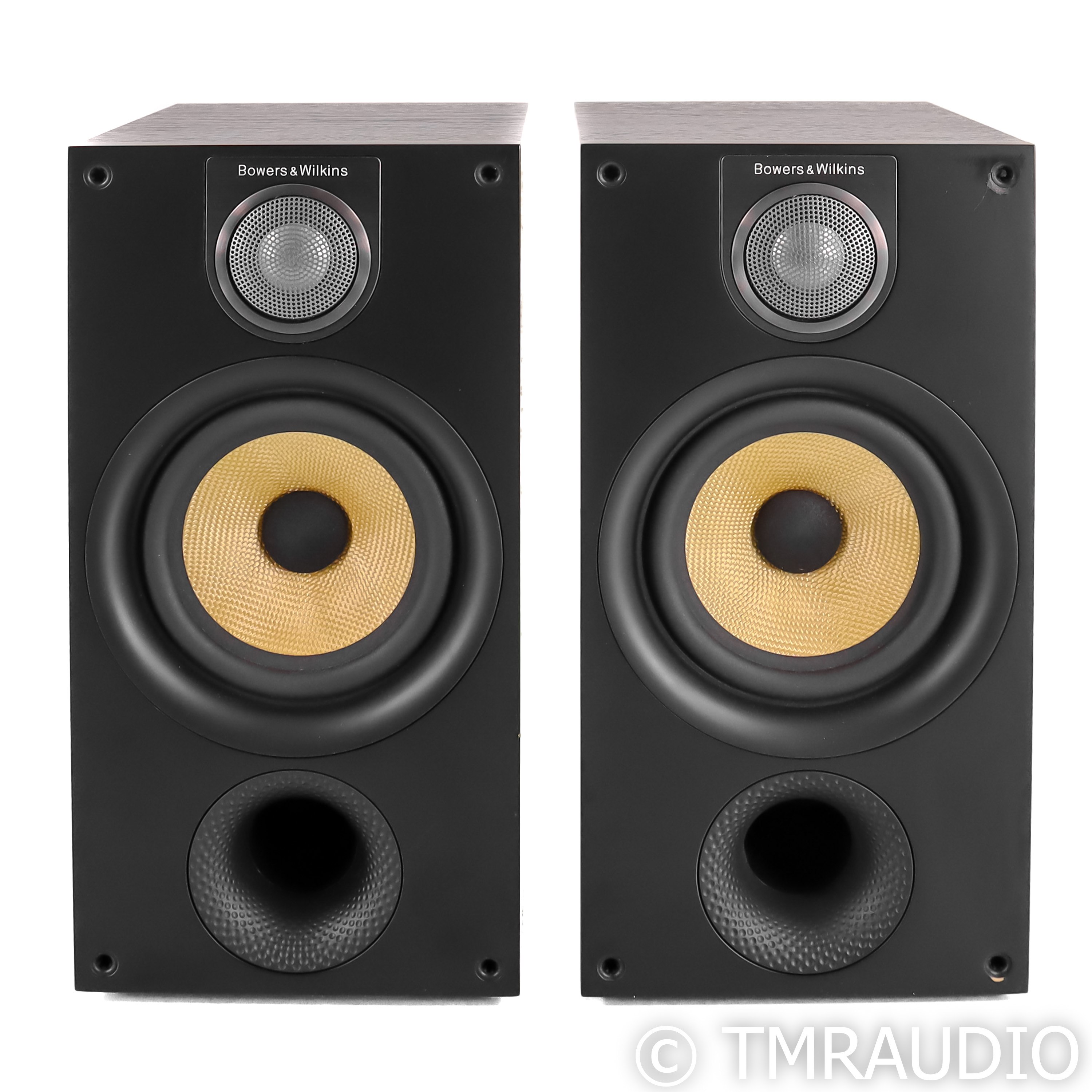 B&W 686 S2 Bookshelf Speakers