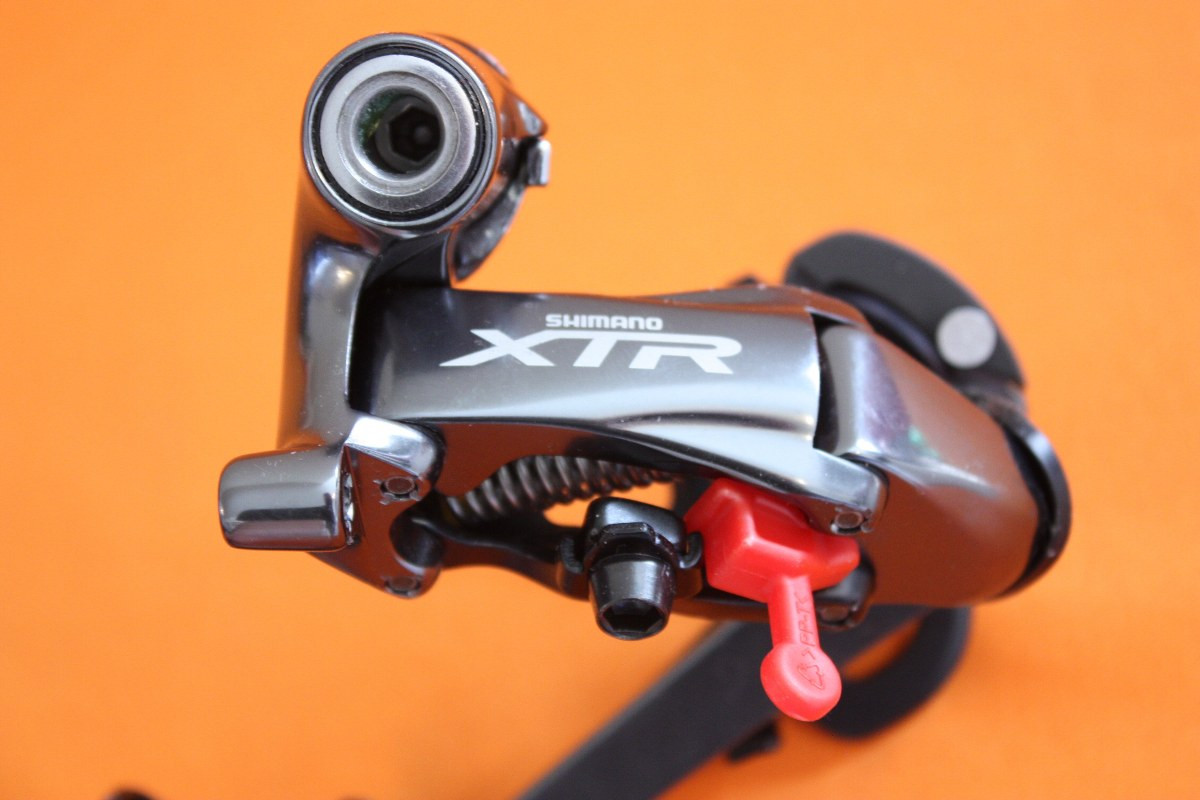 NOS Shimano XTR RD-M960 Rear Derailleur: Rapid Rise Long Cage