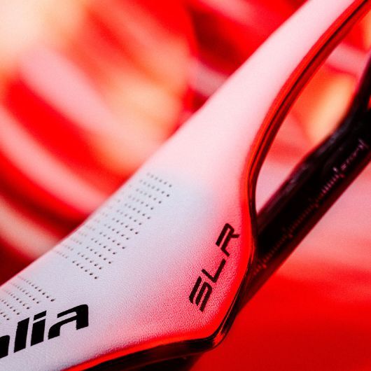 Carbon Bike Saddle | SLR Boost Kit Carbonio Superflow White