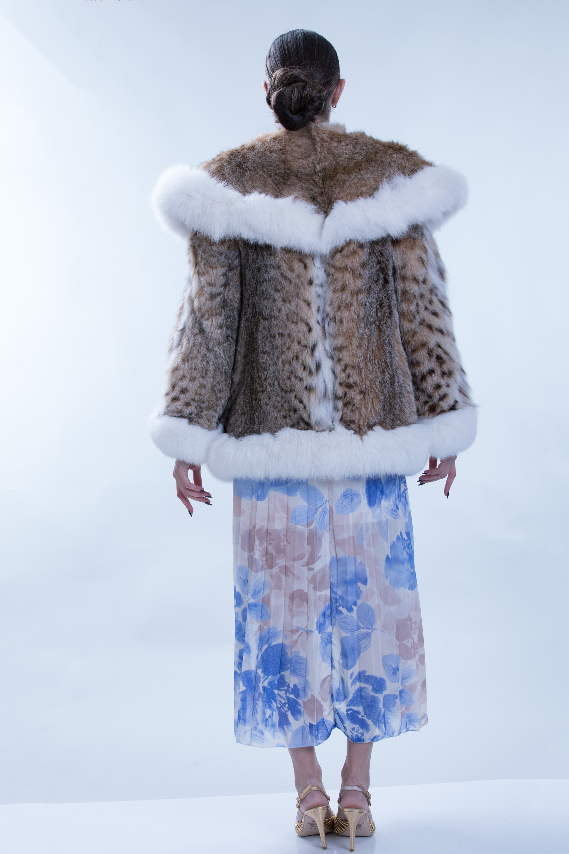 Lynx Fur Coat with fox fur trim | SKANDINAVIK FUR