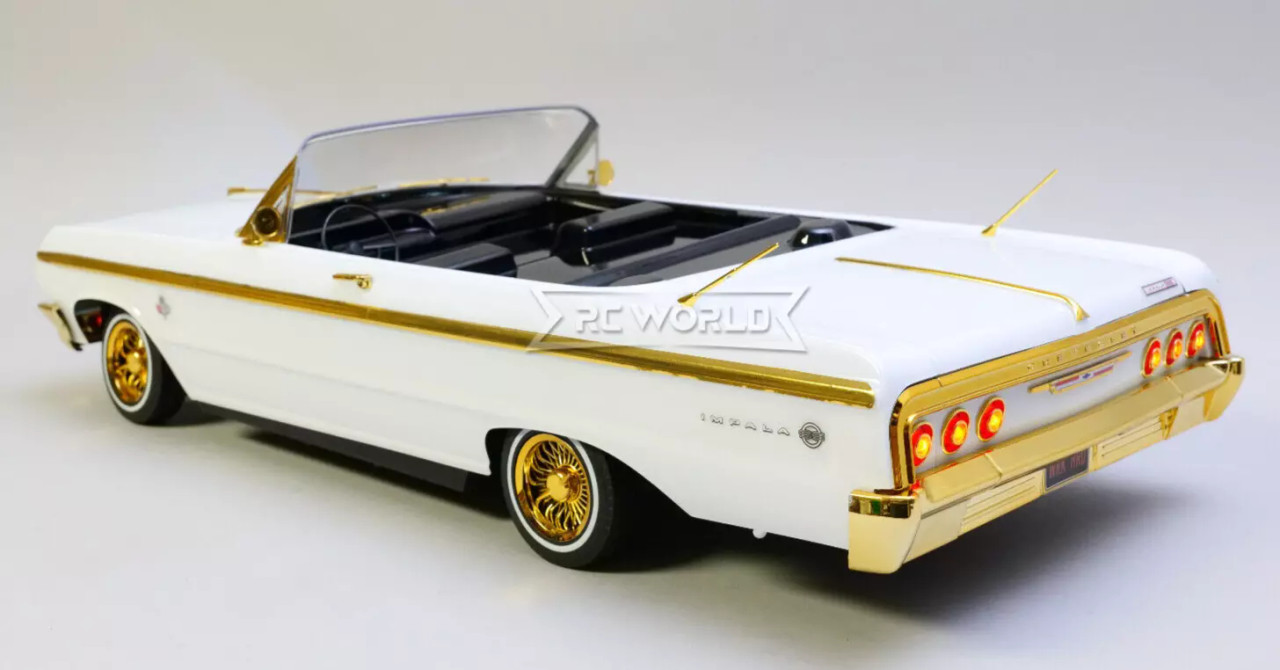RC 1/10 Low Rider 1964 CHEVY IMPALA Convertible Hopping - RTR - WHITE