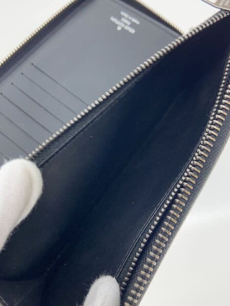 LOUIS VUITTON(ルイヴィトン) / ジッピー・ウォレット・ヴェルティカル