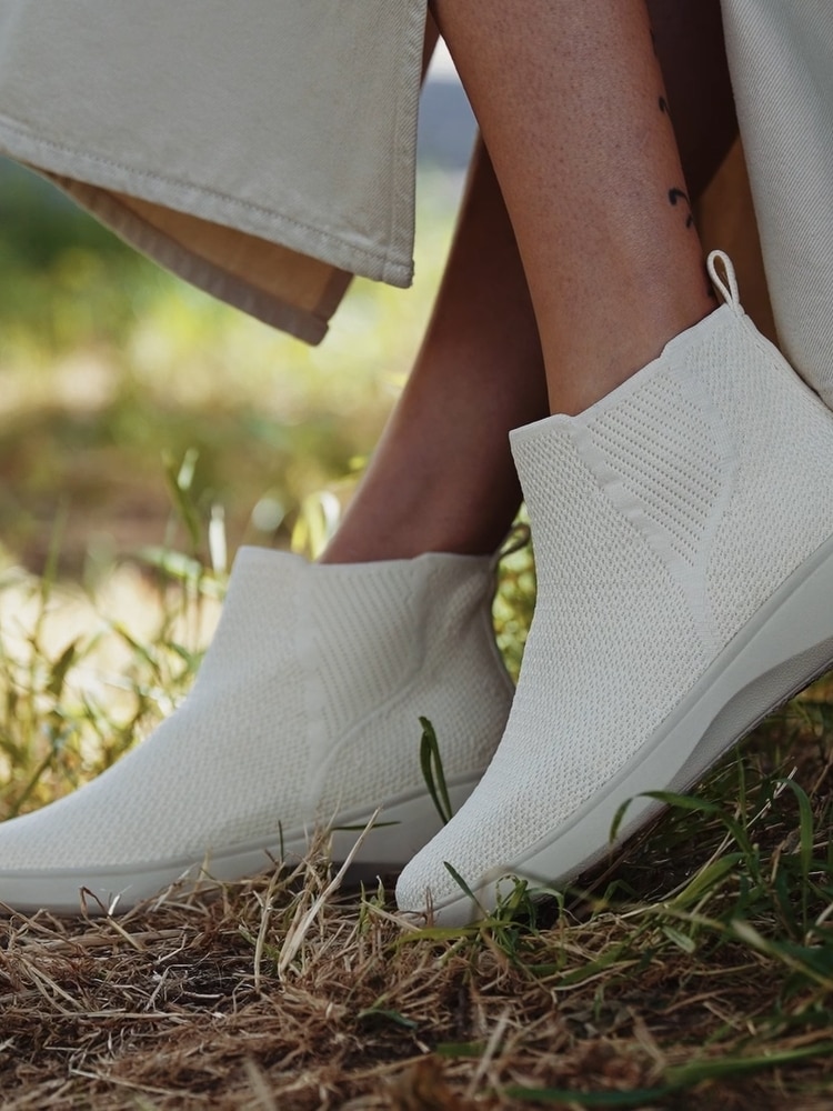 Urban Boots] ユニセックス 撥水加工 スリッポン ショートブーツ