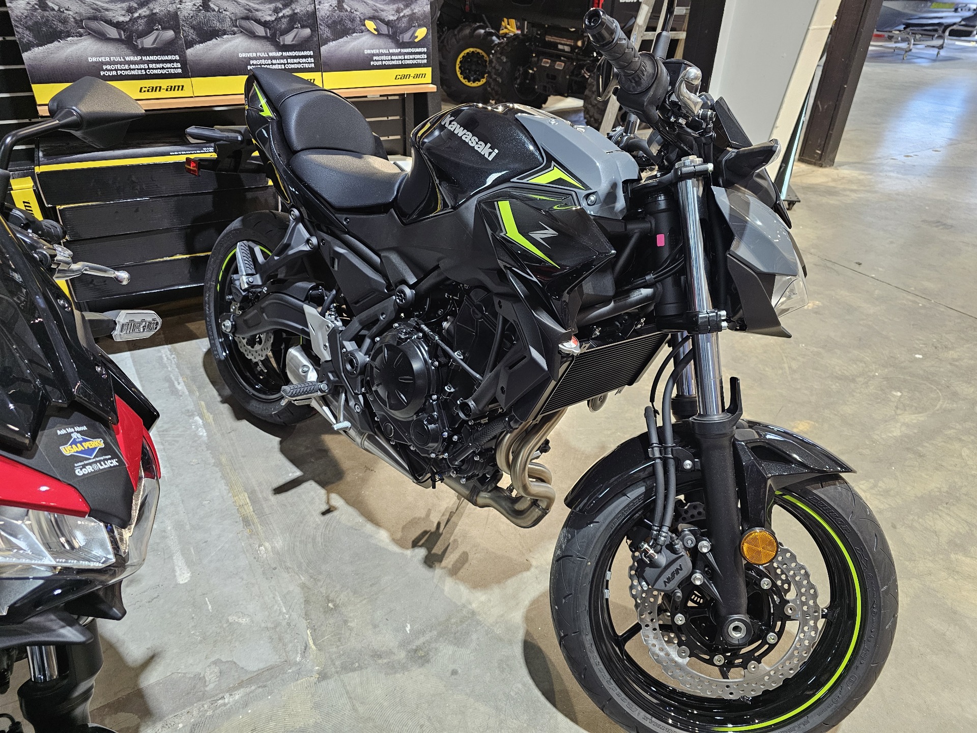 New 2024 Kawasaki Z650 Metallic Matte Dark Gray / Metallic Flat