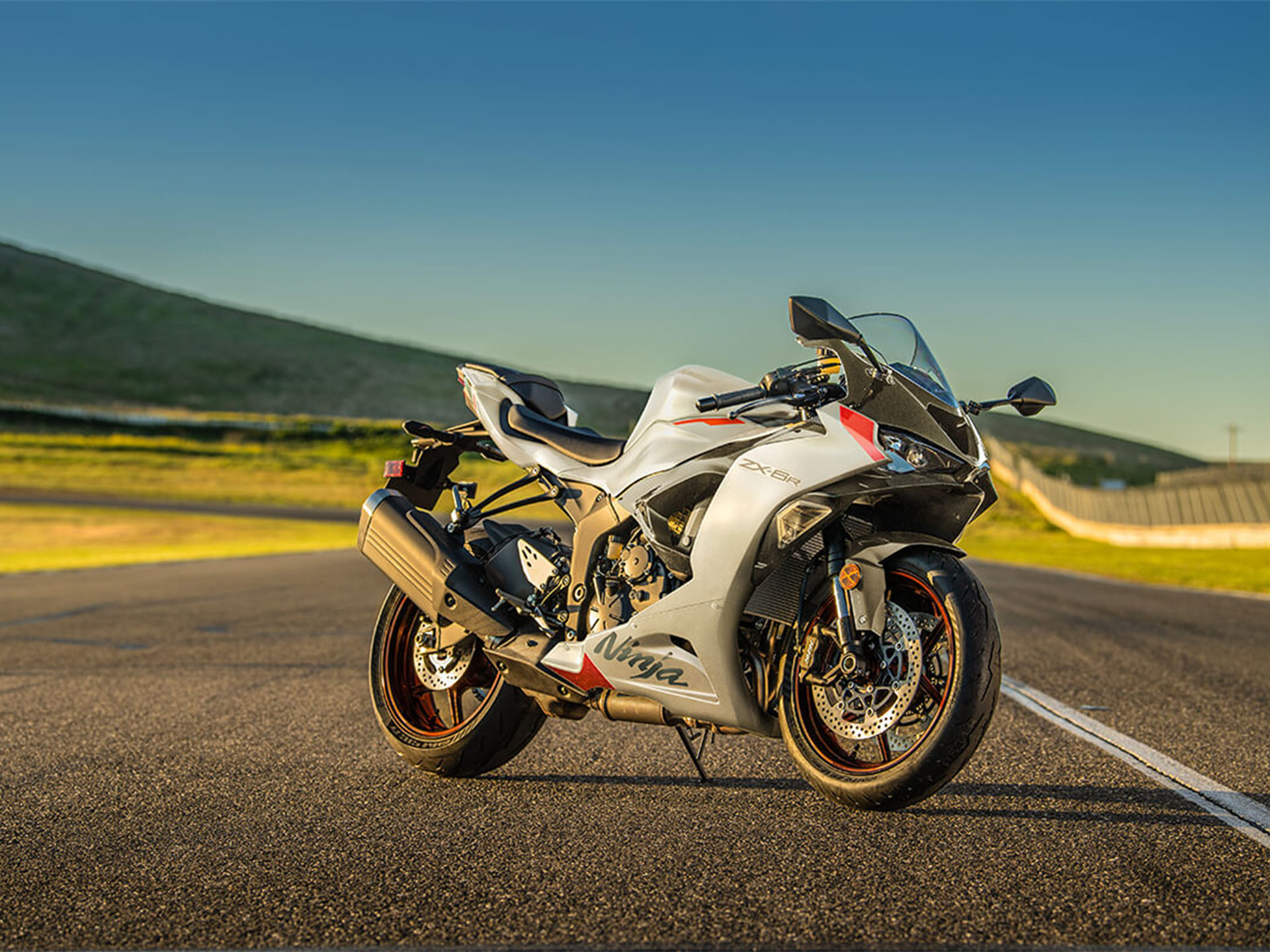 New 2025 Kawasaki Ninja ZX-6R ABS | Motorcycles in Albuquerque NM