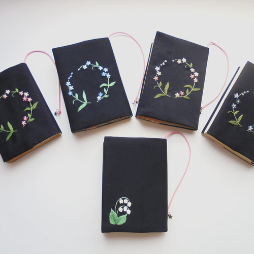 手刺繍 小型中型聖書カバー・讃美歌・こどもさんびか・歌はともだち
