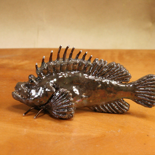 オニオコゼ・陶芸作品 置物mini（陶 さかな フィギュア） 立体