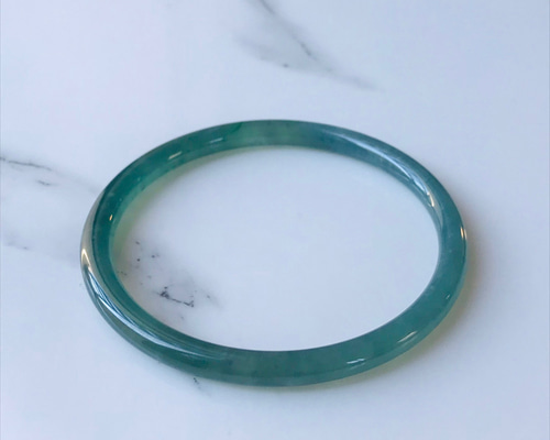 B810-050】ジェイド 翡翠 ヒスイ バングル 一点もの 希少 グアテマラ産