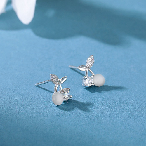 シルバー925 小ぶり さくらんぼ ピアス つけっぱなし 小さめ ピアス