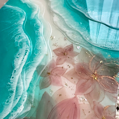 波間に流れるプルメリア 海レジンアート 波アート その他アート Pearly