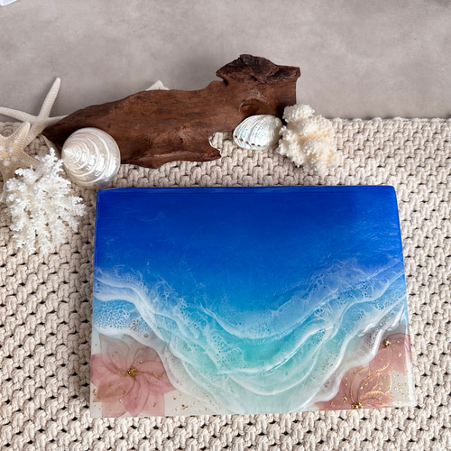 流れる花プルメリア オーシャンブルーの海 海レジンアート 波アート