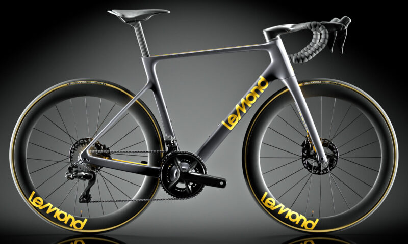 グレッグ・レモンのブランドLeMondから革新的な米国製カーボンLeMond8
