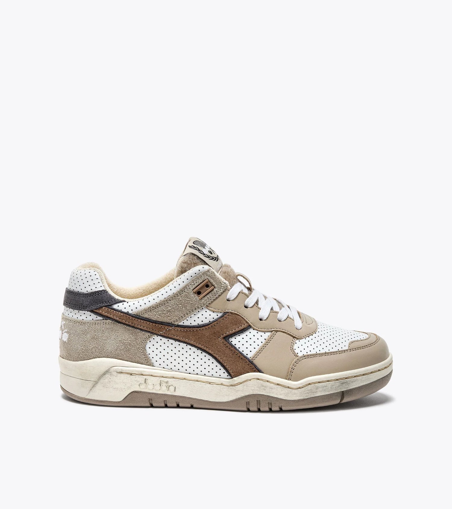 B.560 TORINO ITALIA - UNISEX - ベージュ – Diadora 公式通販
