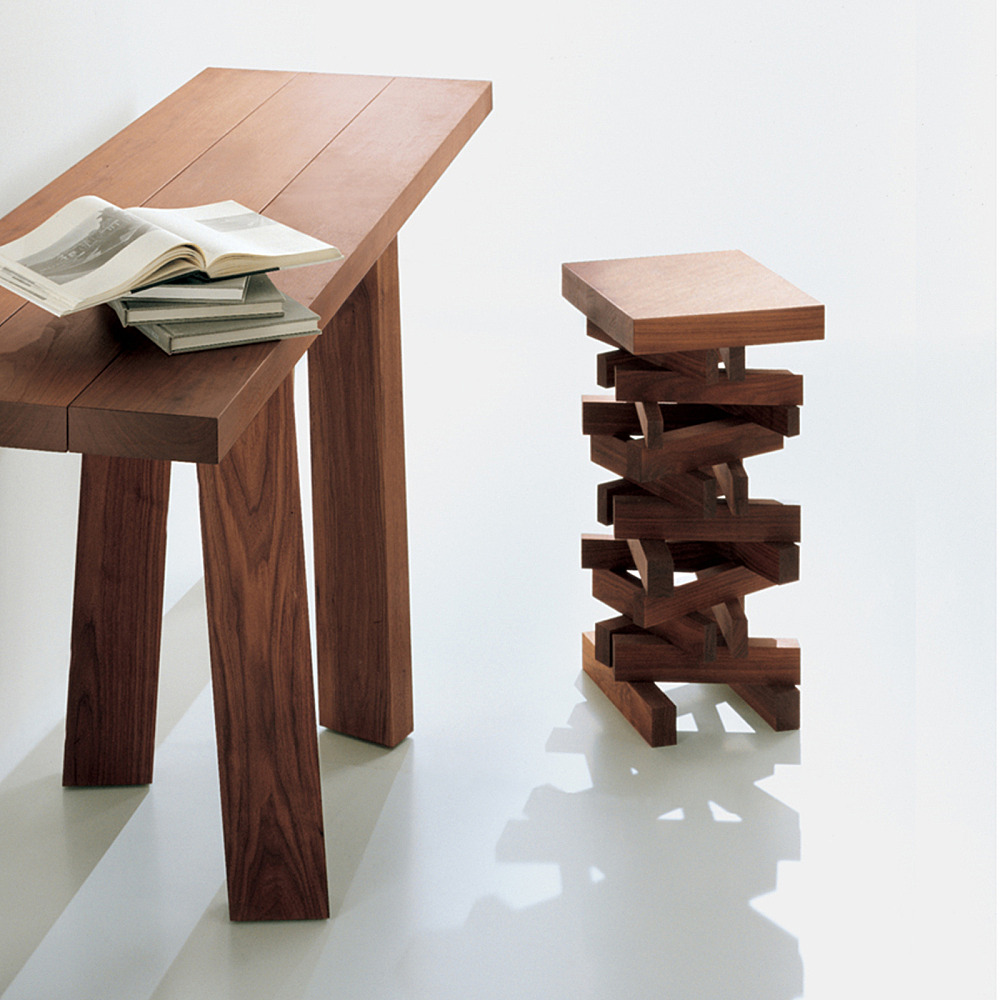 FALO STOOL HIGH｜リーヴァ｜コンフォートQ｜阪急百貨店のインテリア