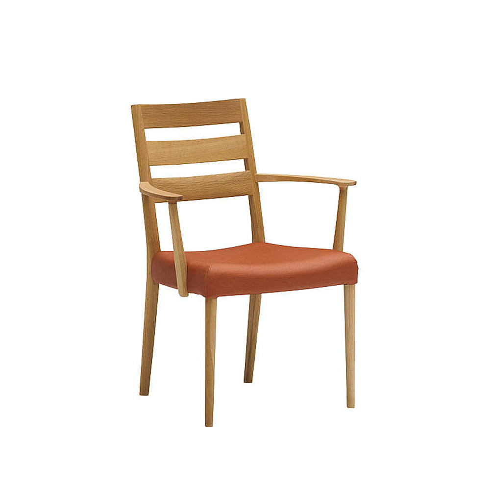 CT61 ARMCHAIR｜カリモク家具｜コンフォートQ｜阪急百貨店のインテリア