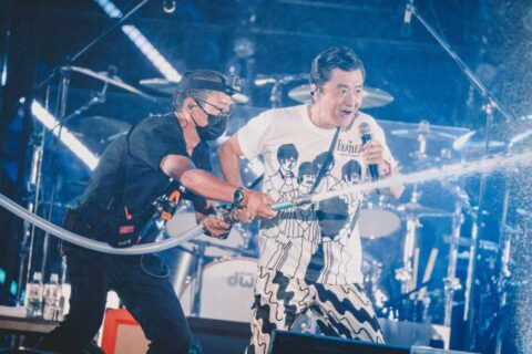 桑田佳祐 着用!!コムデギャルソン ビートルズ限定Tシャツ-白-イエロー