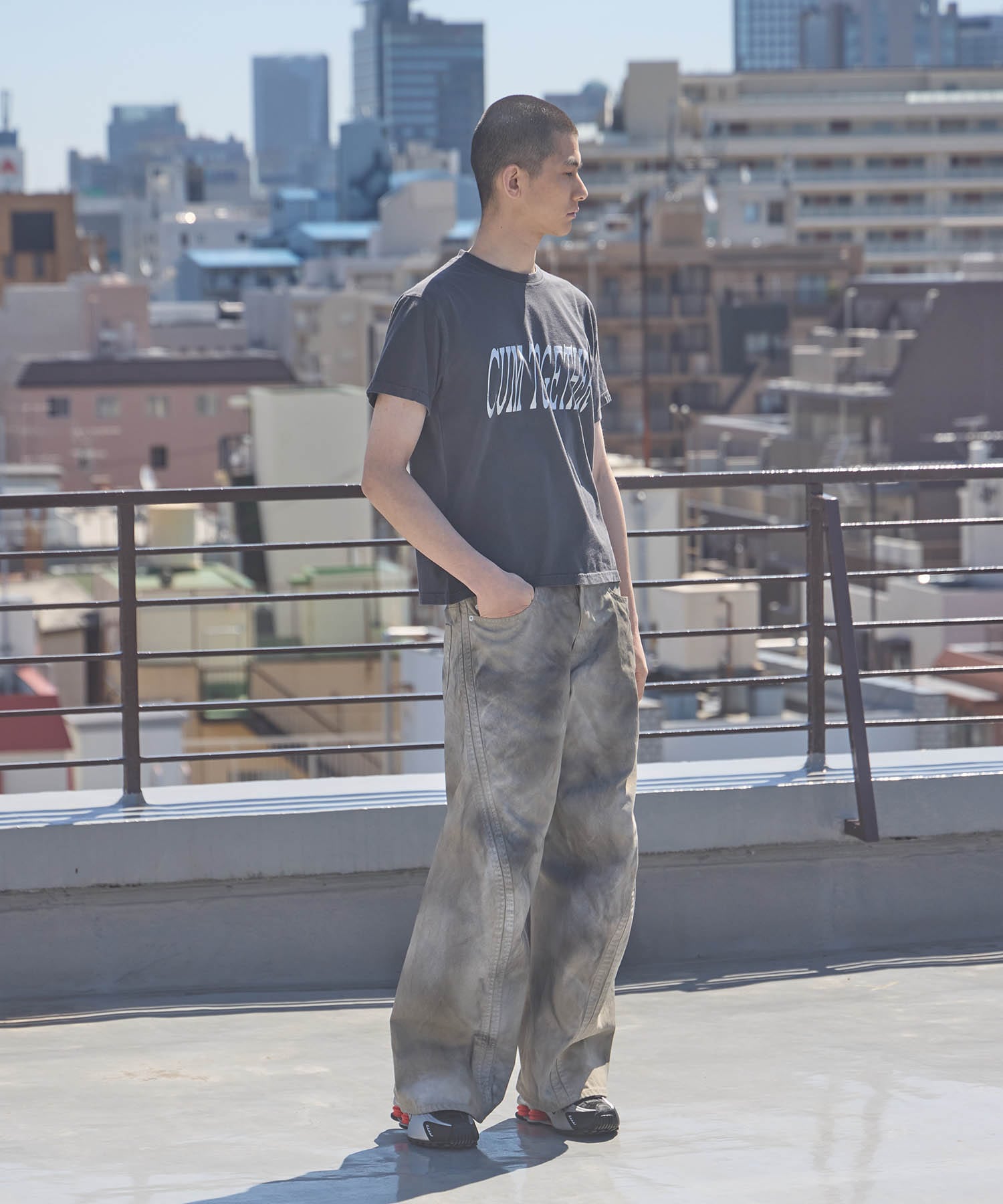 別注 3D TWISTED WIDE LEG 5P PANTS(2 WHITE): NVRFRGT: MENS｜CONZ