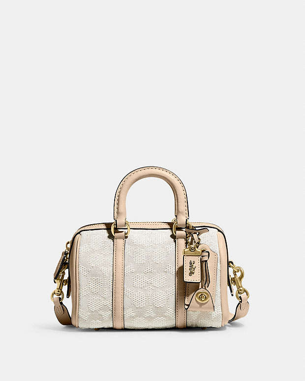 公式】COACH – コーチ | ルビー サッチェル 18 シグネチャー