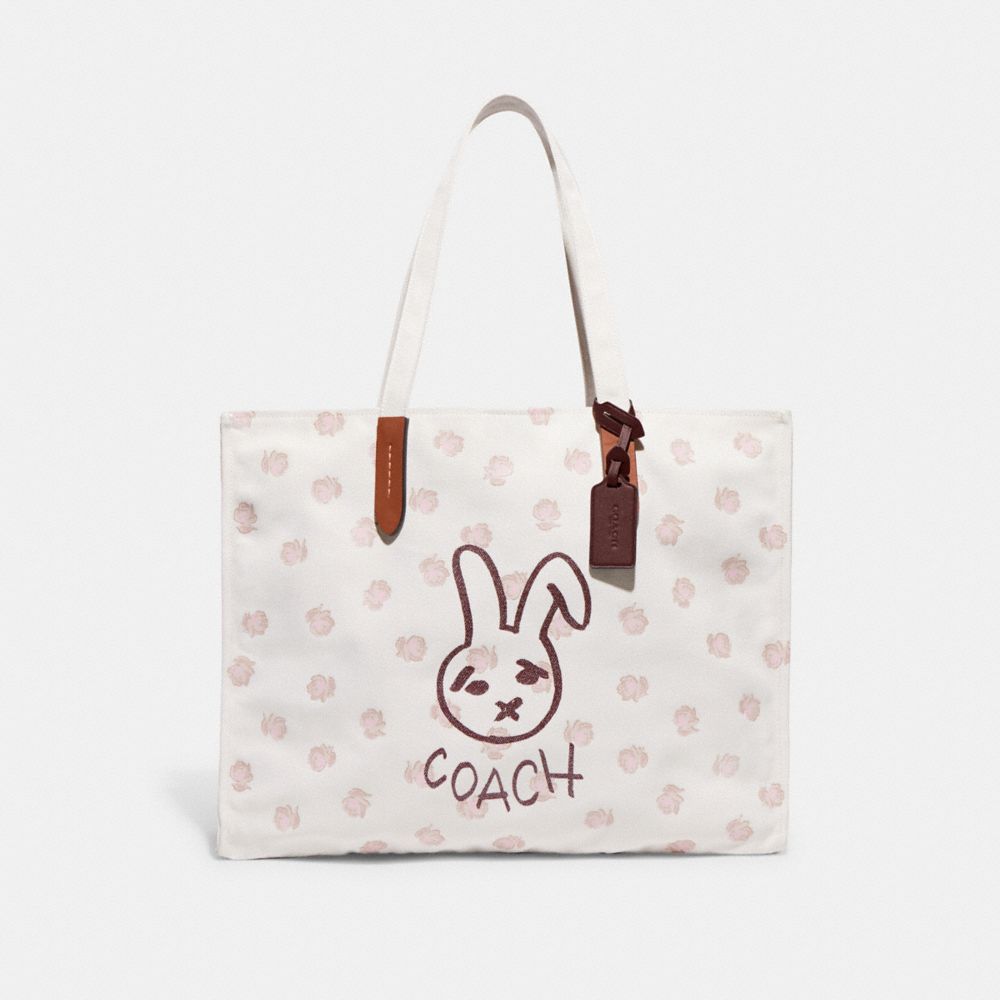 公式】COACH – コーチ | ルーナー ニュー イヤー トート 42・ラビット
