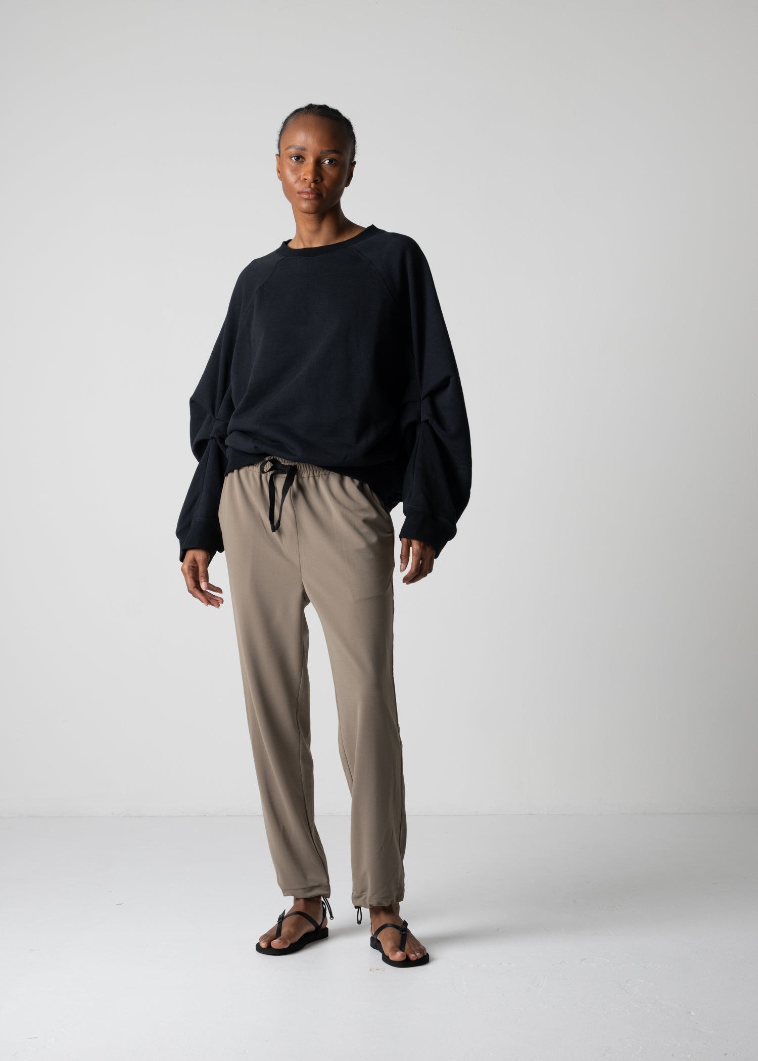 18 LEILA WIDE CUFF SWEAT SHIRT / HEAVY TERRY - C12 – COGTHEBIGSMOKE