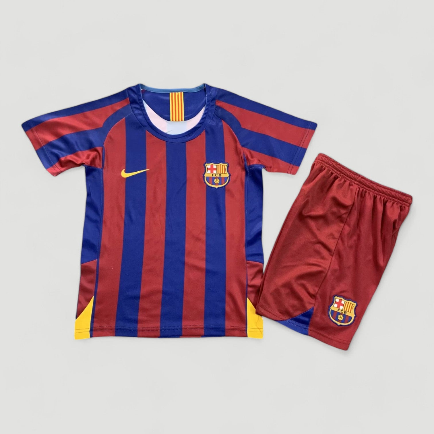 BARCELONA 2005/06 HOME KIDS - Classic Calcio Club