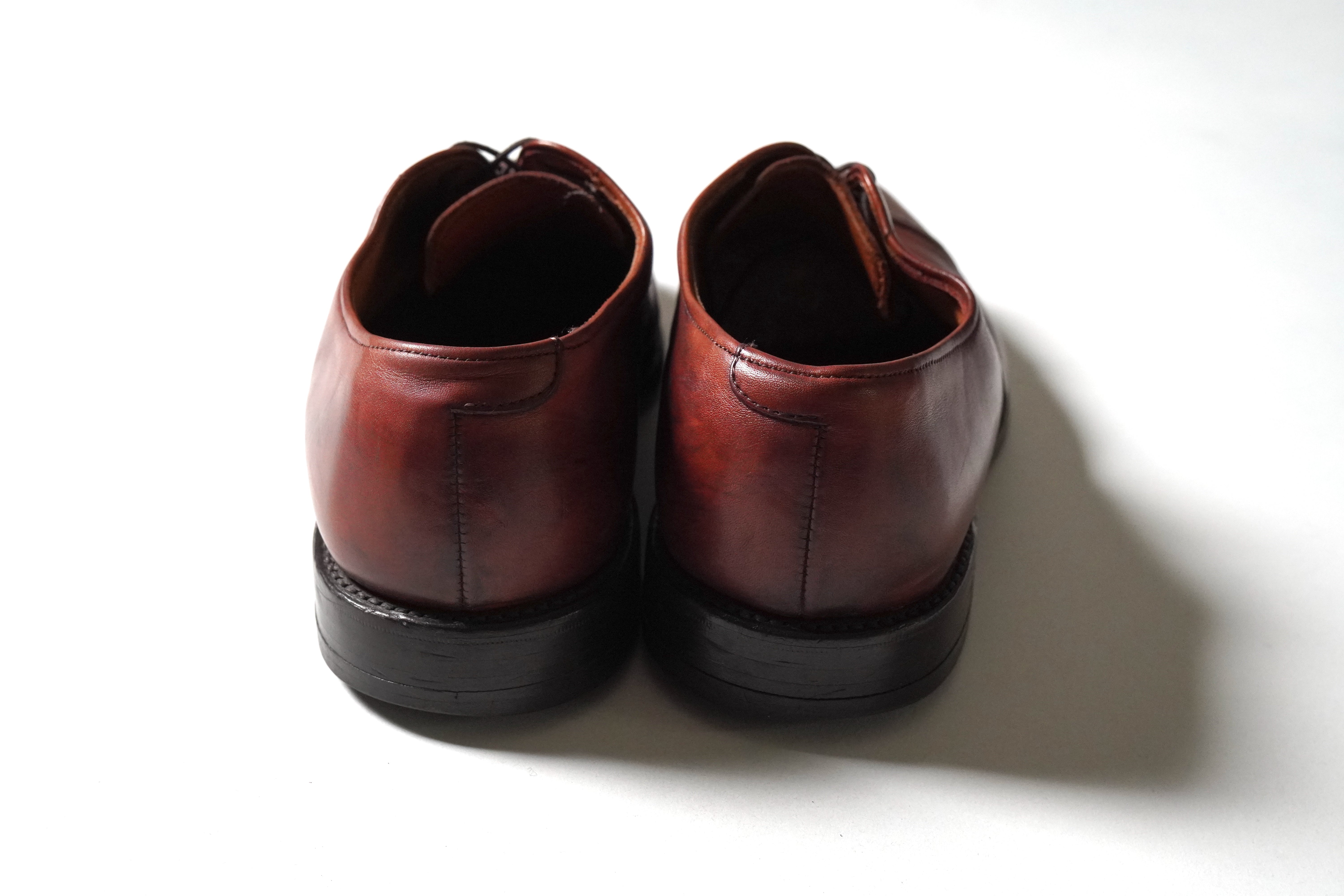 Allen Edmonds パンチドキャップトゥシューズ「Byron」【5営業日以内