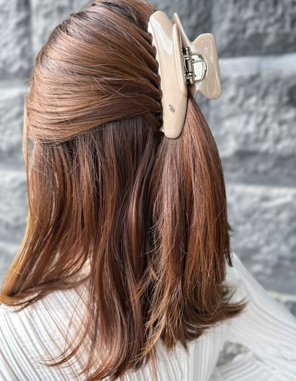 シンプル＆クラシカルな美しさのヘアクリップ | acca（アッカ